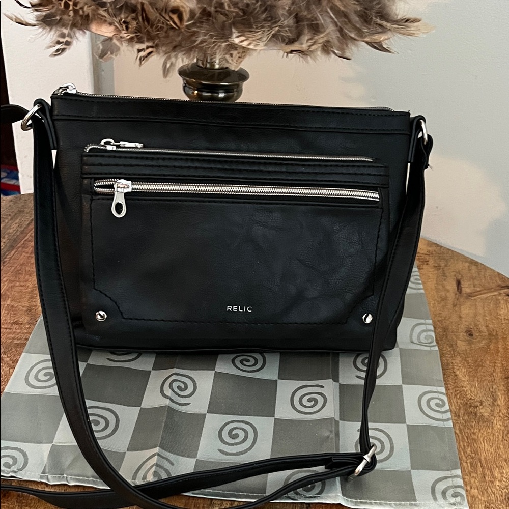 Relic Black Leather Bag